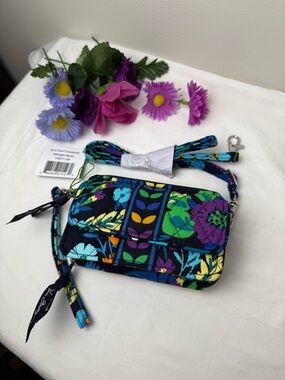 NWT Vera Bradley Midnight Blues All-In-One Crossbody Wallet  Purse Retired
